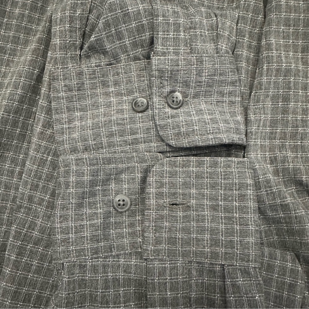 Prana Men's Gray Plaid Button Down Shirt - Picture 6 of 7